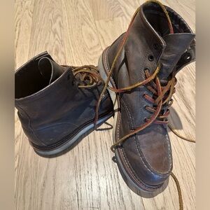 Men’s Red Wing Classic Moc Brown Leather Boots - US 9